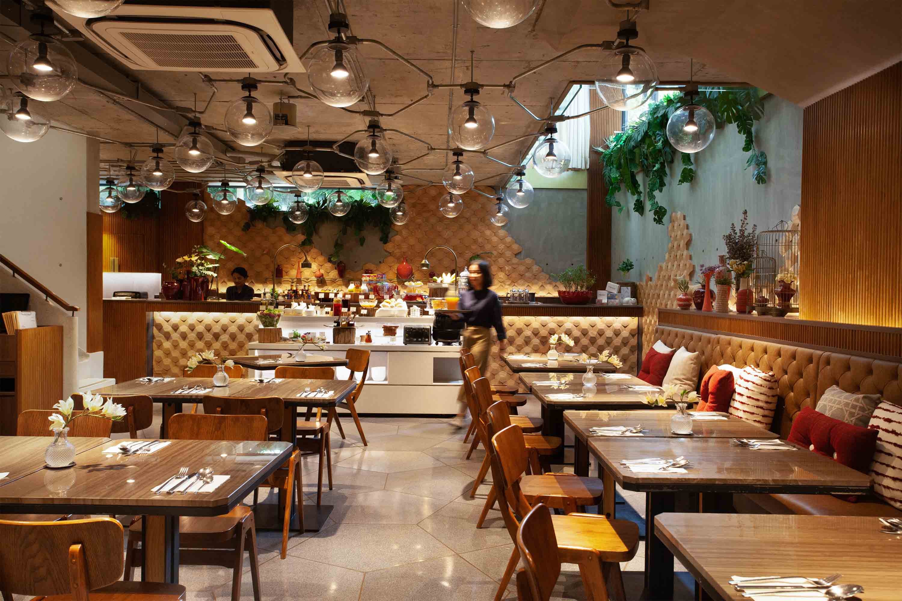 Restaurant - Overview
